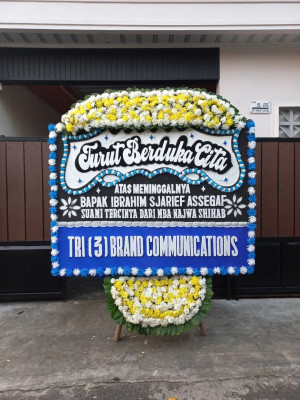Papan Bunga Duka di Gunungmas